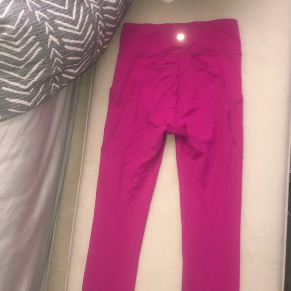 LULULEMON ALIGN LEGGINGS SIZE 4 - Picture 2 of 2